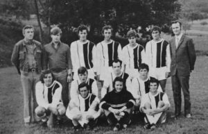 Meistermannschaft 1972 nach Reiners (stehend 3. v. r.) Rückkehr